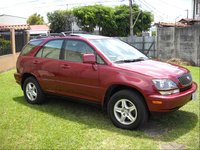 2001 Lexus RX Overview