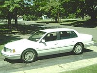 1993 Lincoln Continental Overview