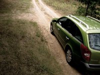 2001 Renault Laguna Overview 2001 Renault Laguna Overview