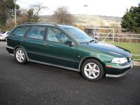 2001 Volvo V40 Overview