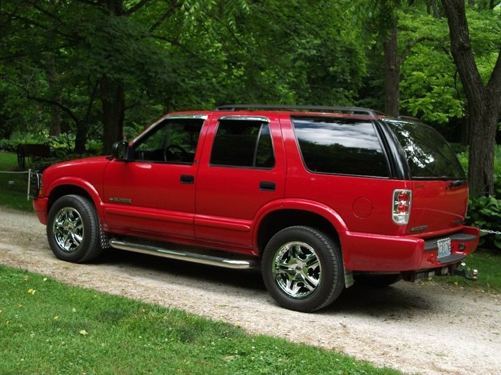 1999 chevy blazer door panel