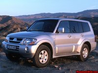 2004 Mitsubishi Shogun Overview 2004 Mitsubishi Shogun Overview