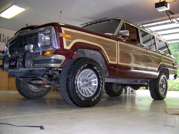 Jeep Truck Grand Wagoneer