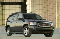 2005 GMC Envoy XL Overview