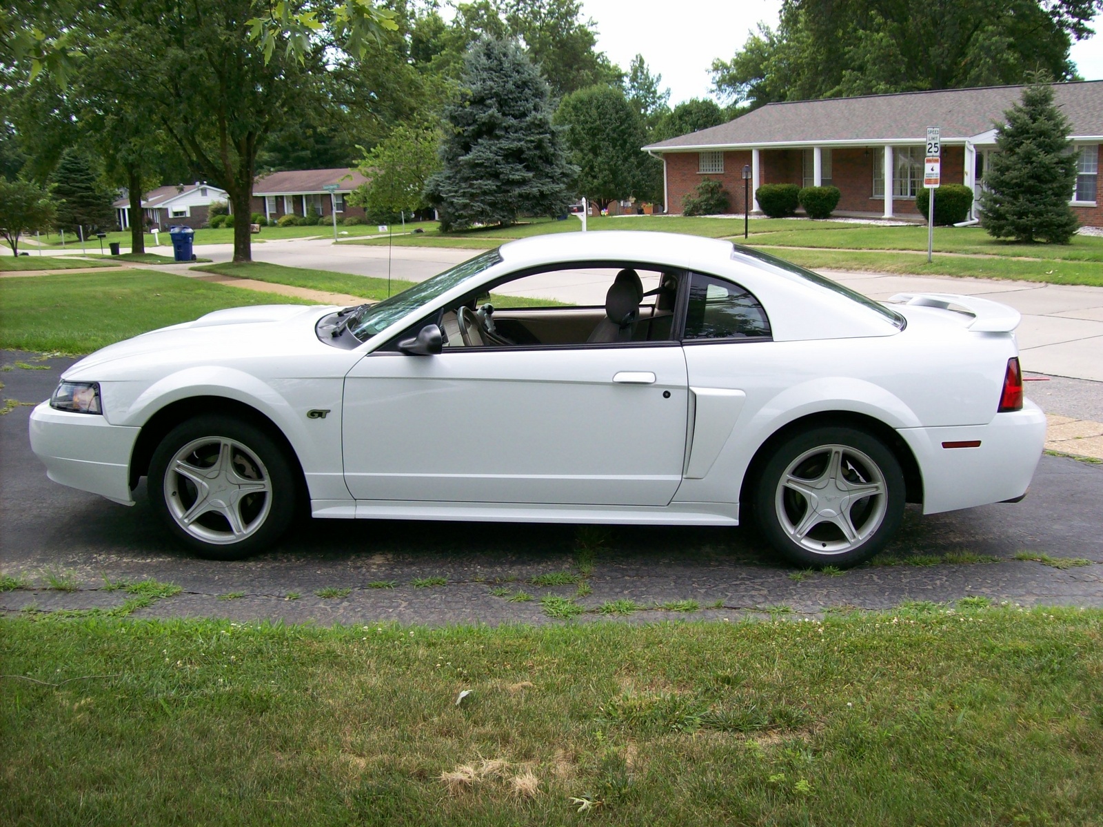2003 Yellow ford mustang gt coupe #3