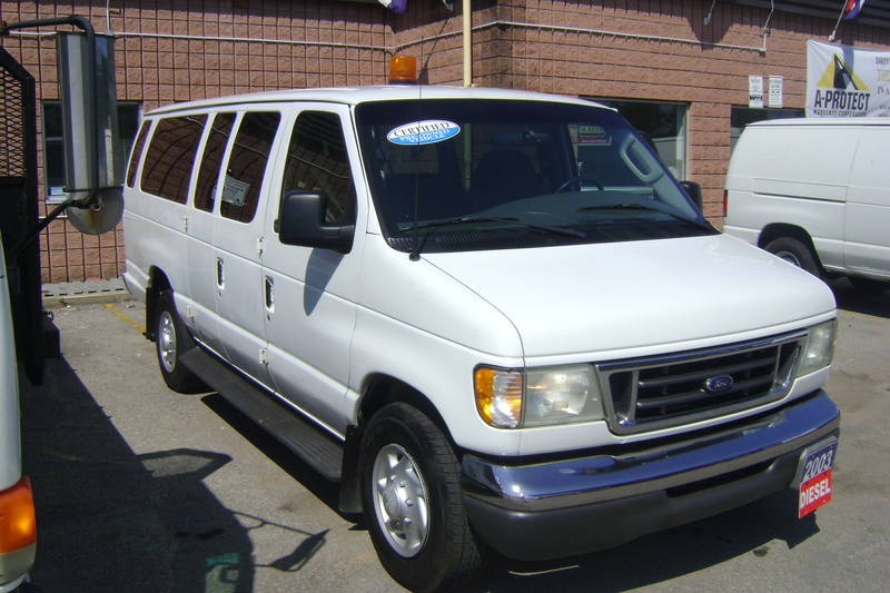 2003 Ford econoline 15 passenger van #4