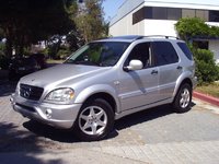 2000 Mercedes-Benz M-Class Overview 2000 Mercedes-Benz M-Class Overview