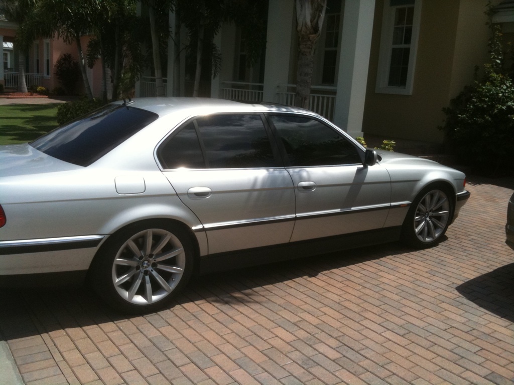 Bmw 7 series 2000