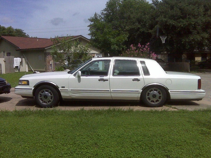 1996 Lincoln Town Car 4 Dr Signature Sedan, MY LOWRIDER LIMO, exterior.