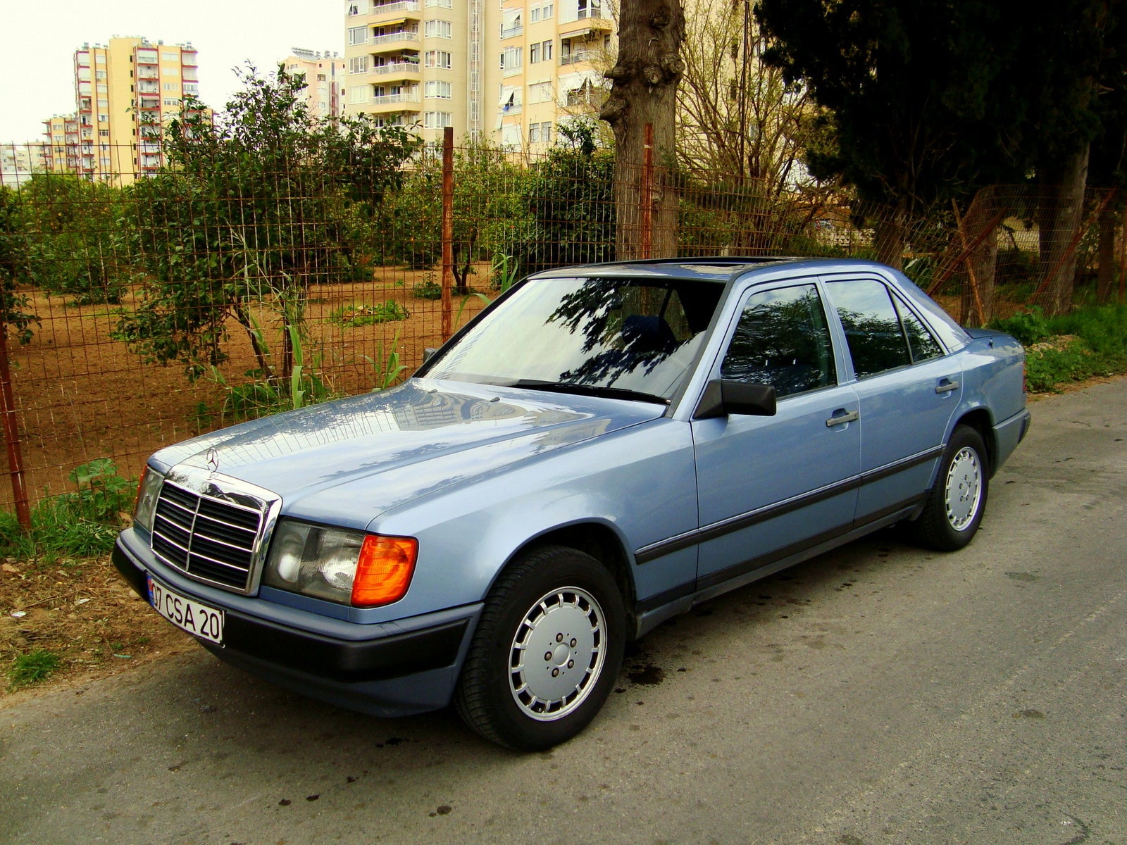 1994 Mercedes-Benz E-Class - Exterior Pictures - CarGurus