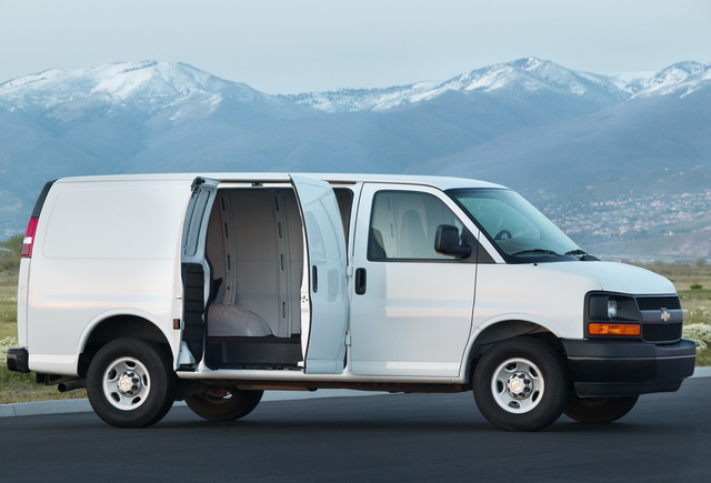 2011 chevy express passenger van