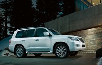 LX 570 LX 570