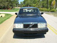 1989 Volvo 240 Overview