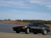 944 944