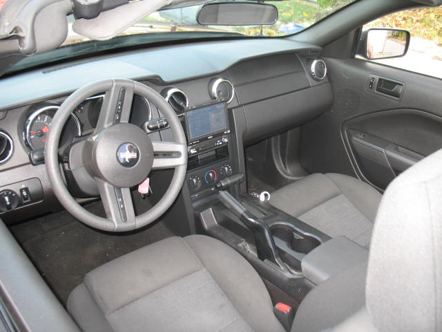 2007 Ford mustang convertible interior #6