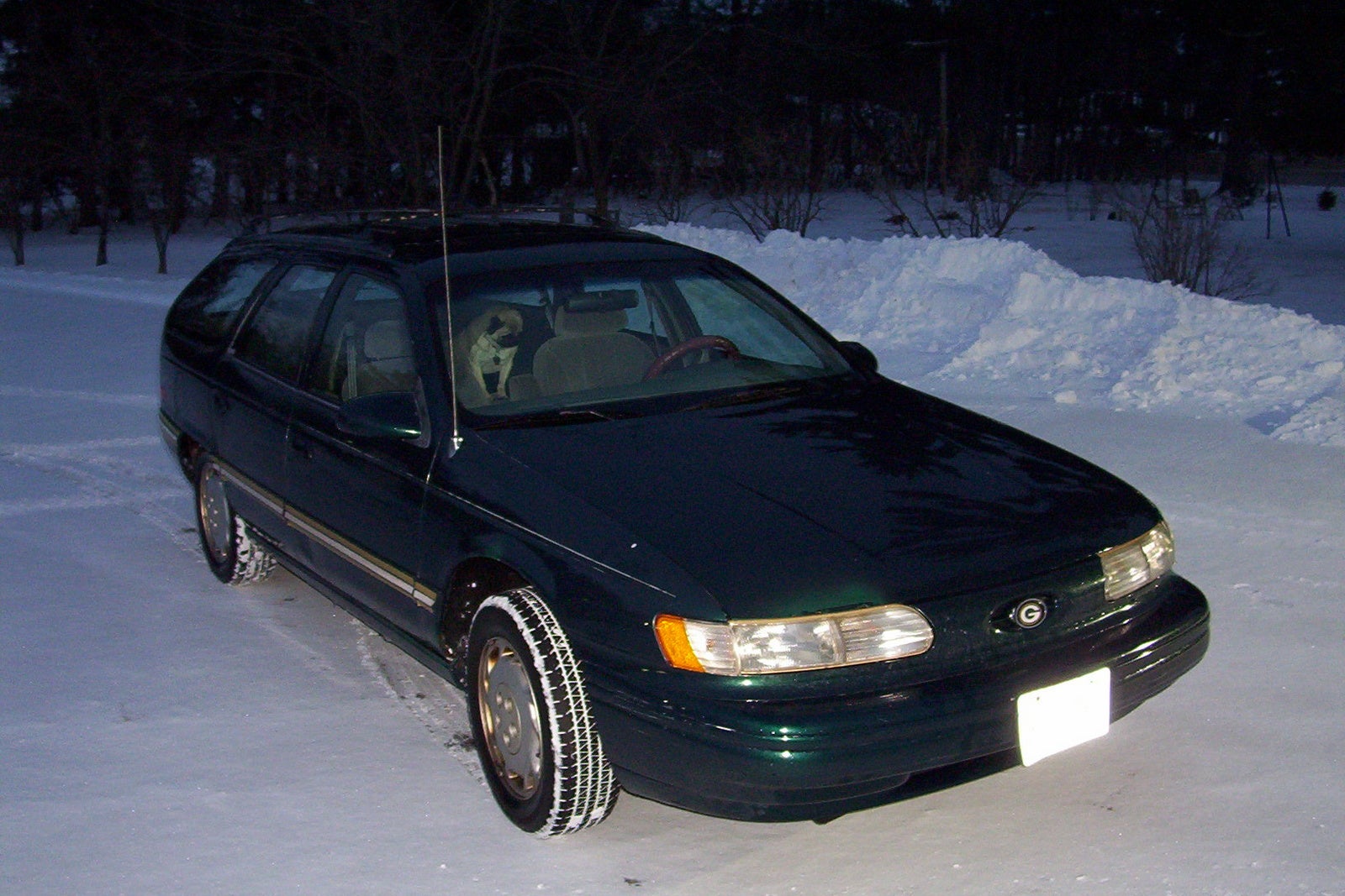 Green ford taurus bombed #3