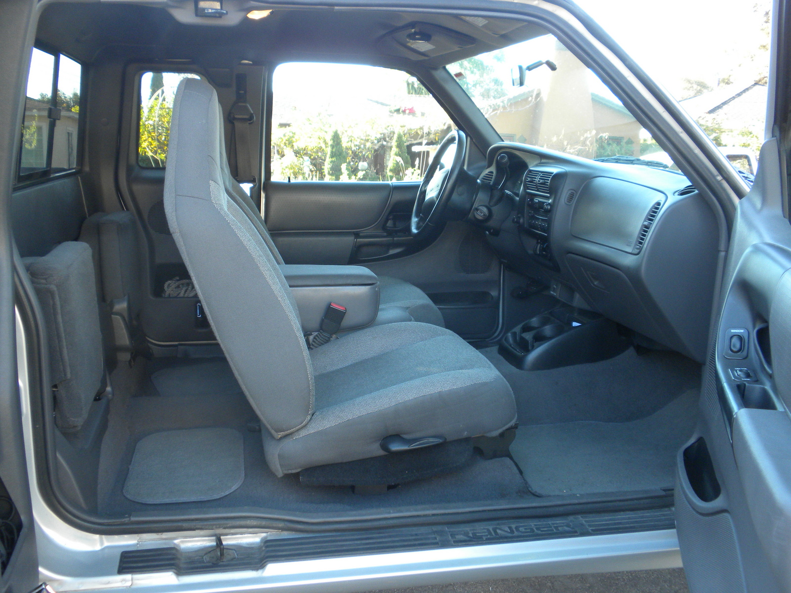 Car seat in ford ranger extended cab #6