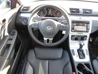 2010 Volkswagen Passat Interior Pictures Cargurus