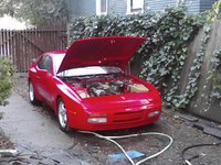 944 944