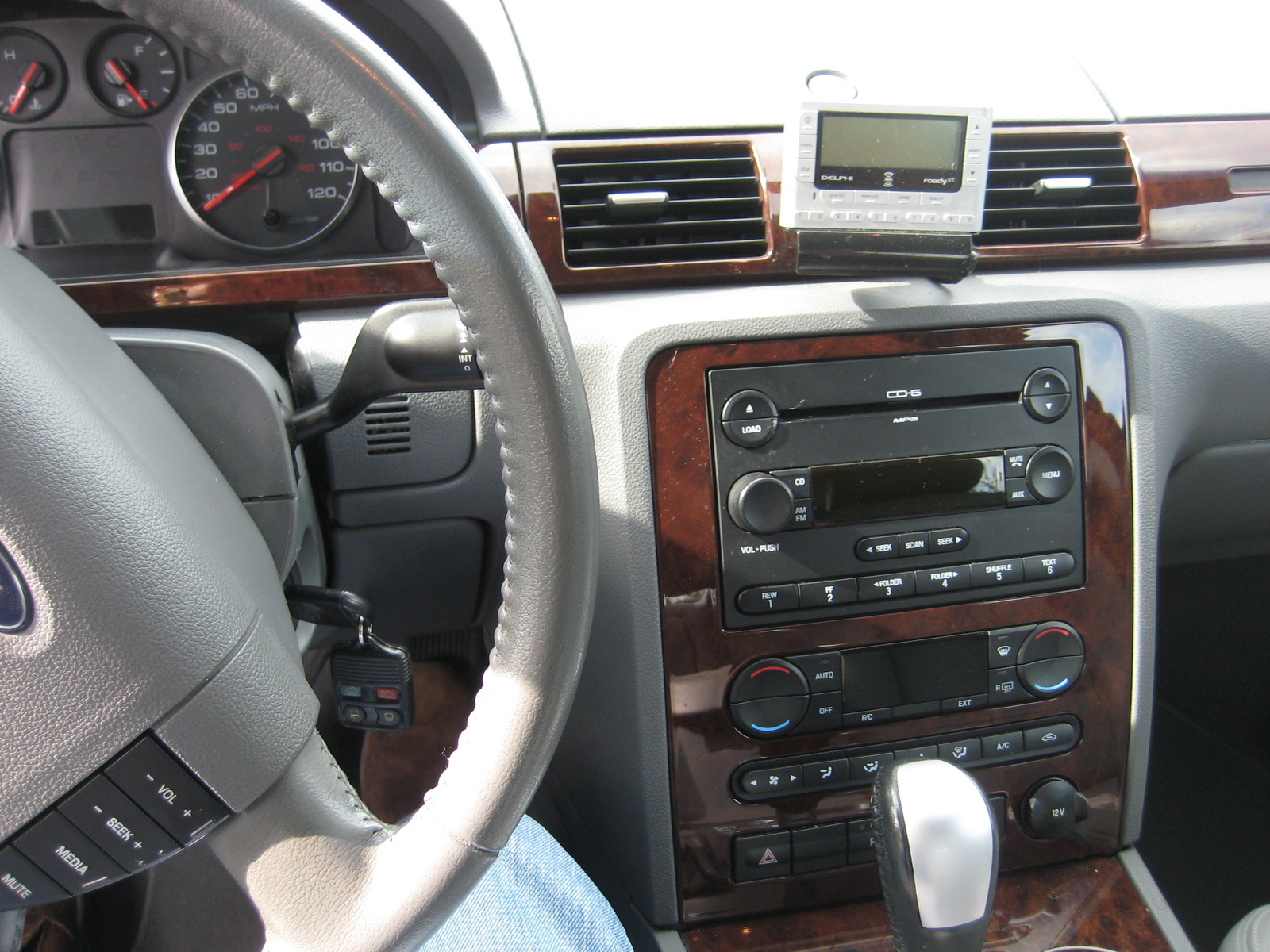 2006 Ford five hundred interior #7