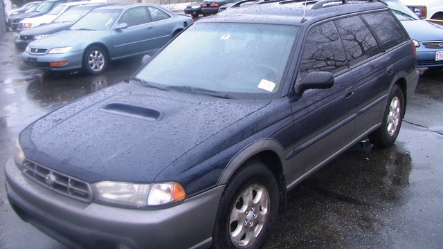 Субару 98 года. Subaru Legacy Outback 1998. Субару Аутбек 1998. Subaru Outback 1998. Subaru Legacy 1998.