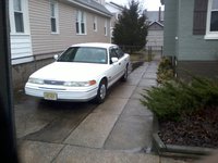 1992 Ford Crown Victoria Overview