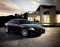2011 Maserati Quattroporte Overview 2011 Maserati Quattroporte Overview