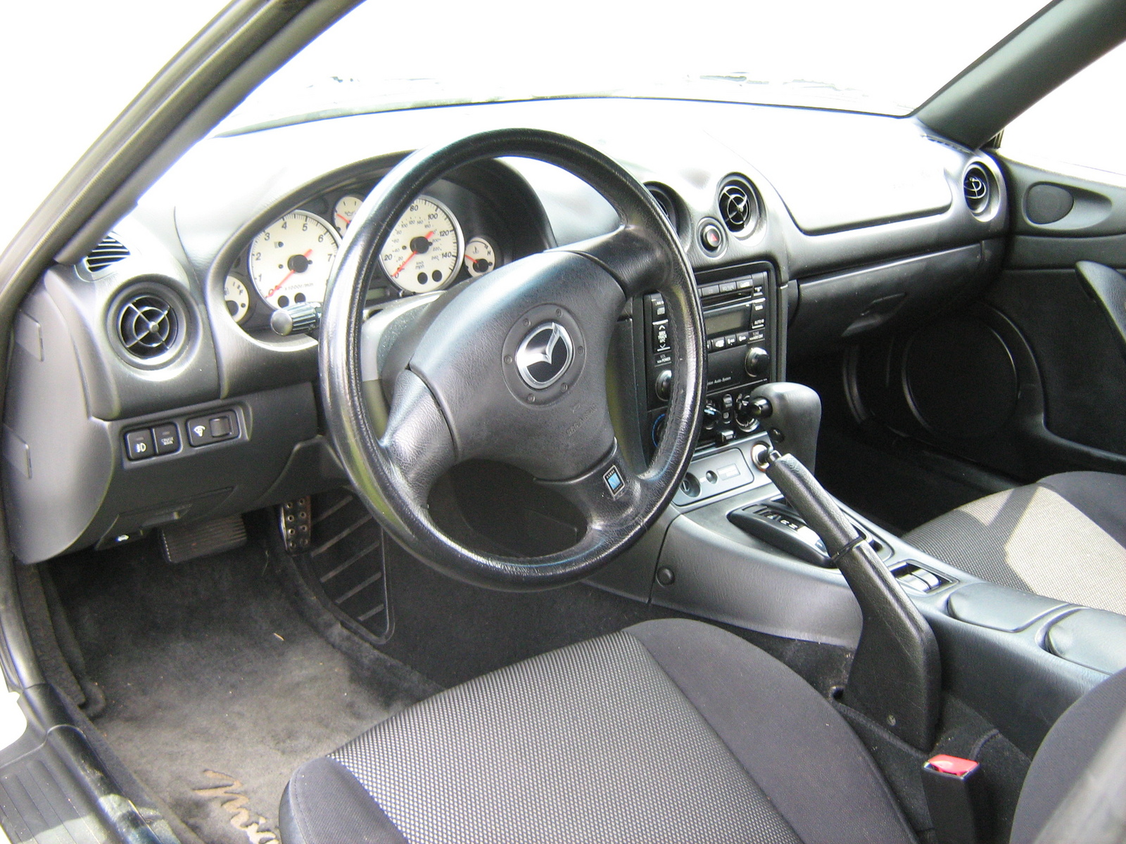 2003 Mazda MX-5 Miata - Interior Pictures - CarGurus