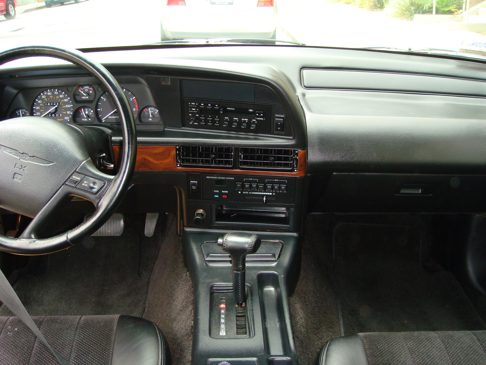 1993 Ford thunderbird lx coupe specs