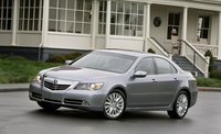 2011 Acura RL Overview