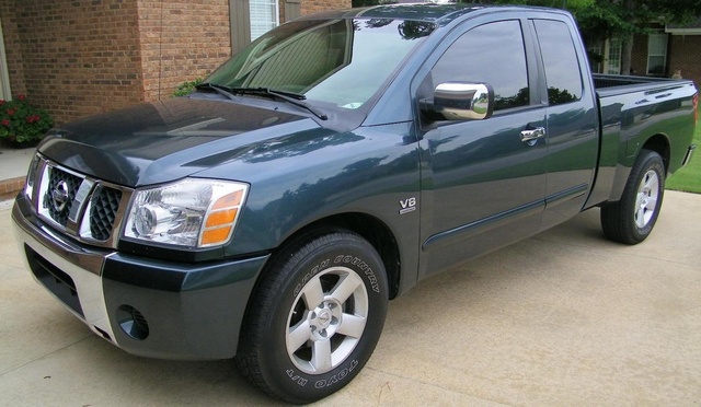 Nissan titan 2004