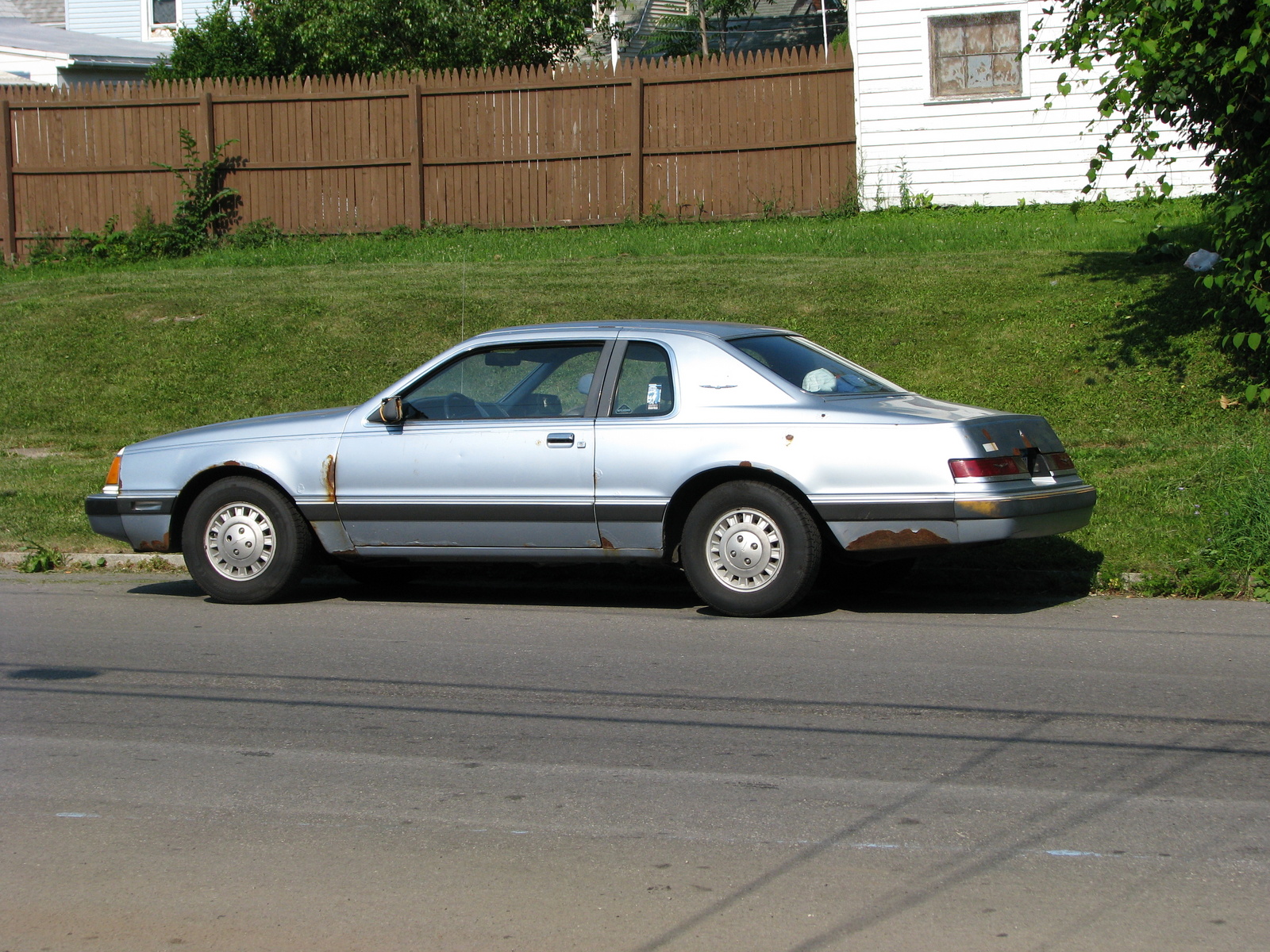 1985 Ford thunderbird fila #3