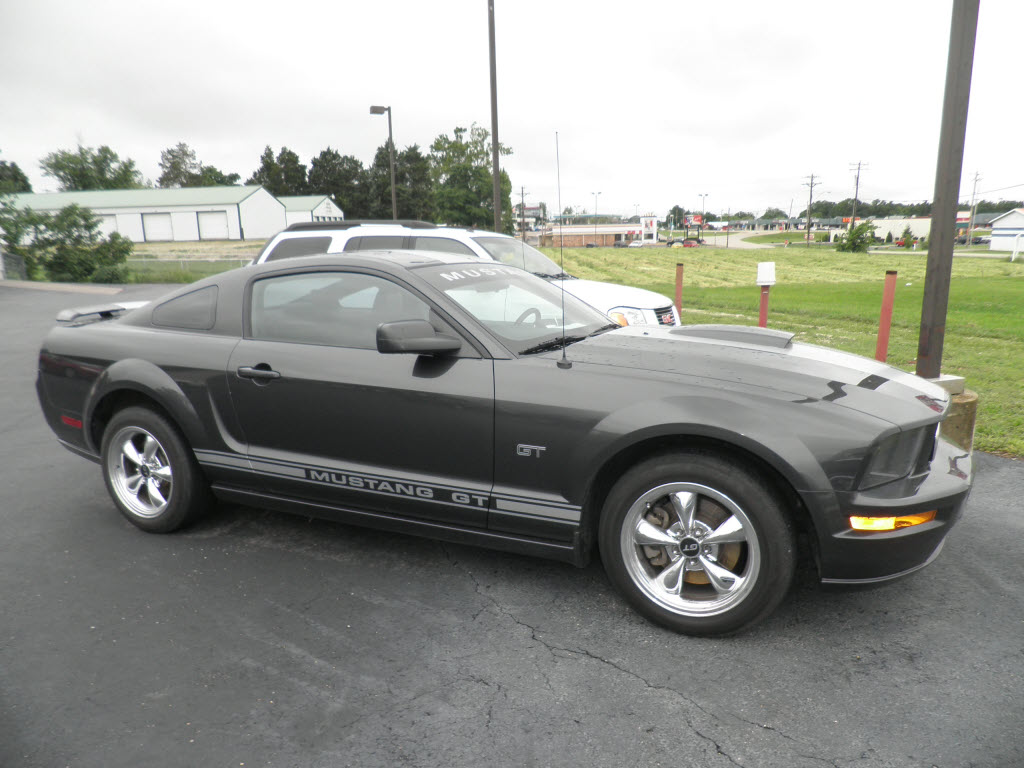 2007 Ford mustang gt deluxe #6