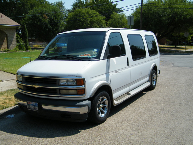 2002 Chevrolet Express Pictures Cargurus