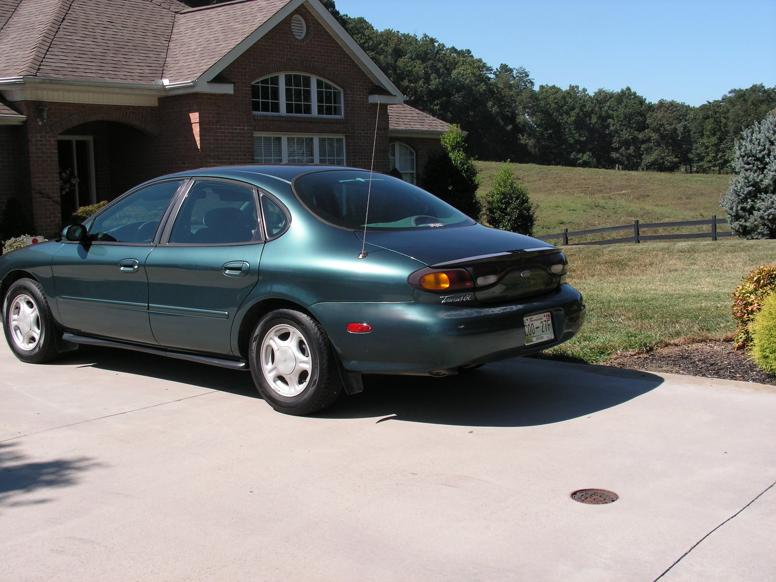 1997 Ford taurus wagon gl specifications