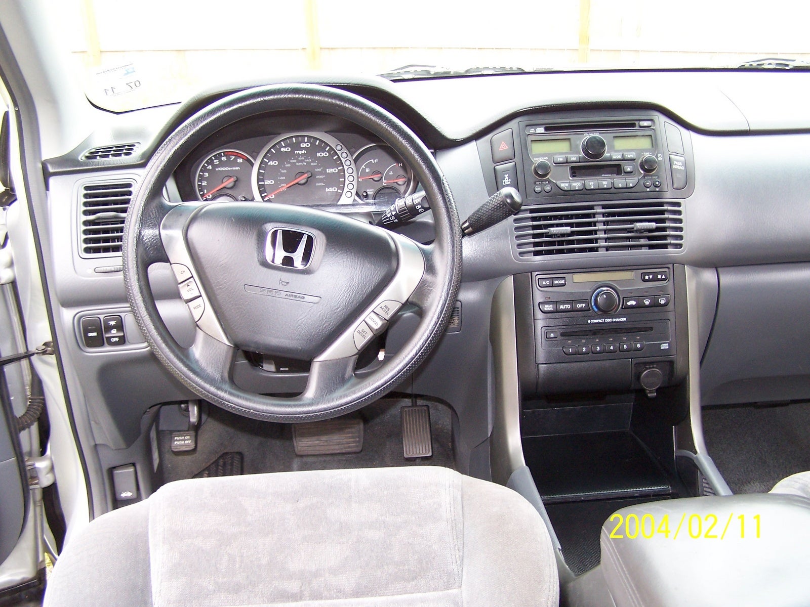 Honda pilot 2005 interior