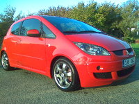 2005 Mitsubishi Colt Overview 2005 Mitsubishi Colt Overview