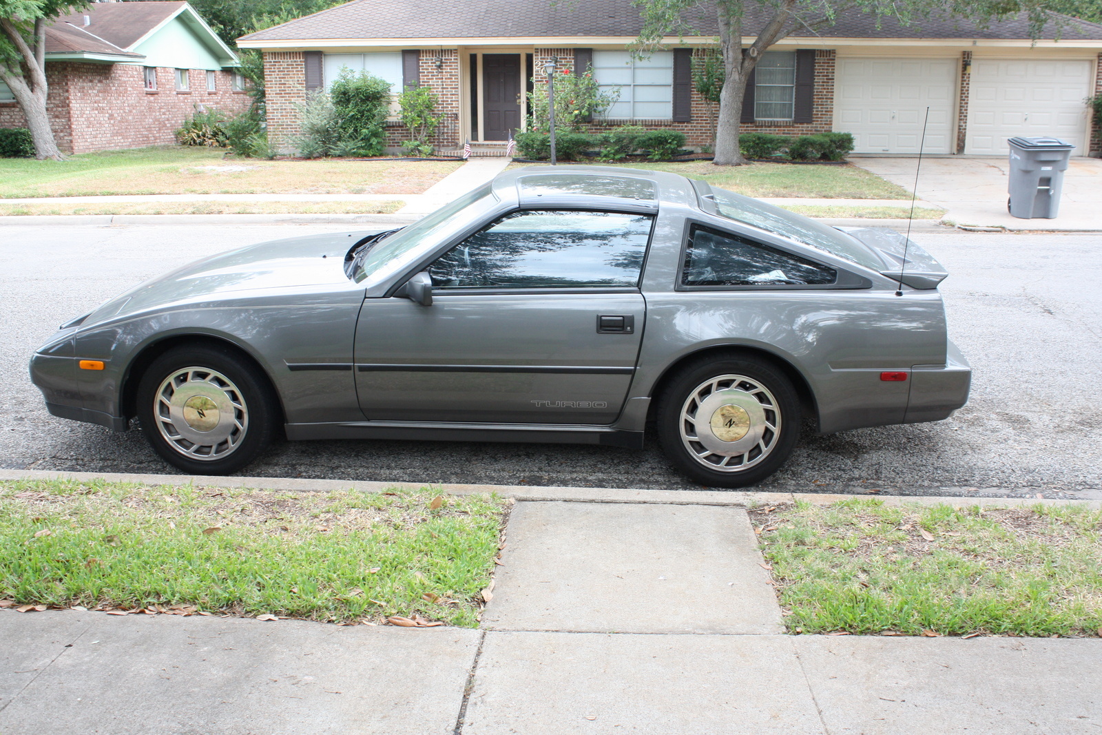 1987_nissan_300zx pic 2456069516149706910 1600x1200