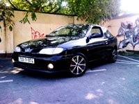 1998 Renault Megane Overview 1998 Renault Megane Overview