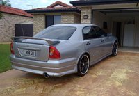 2002 Mitsubishi Magna Overview 2002 Mitsubishi Magna Overview