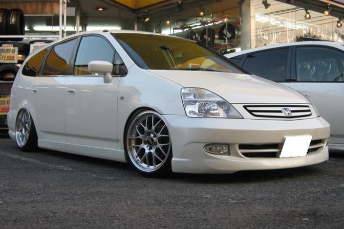 Honda stream 2003 фото