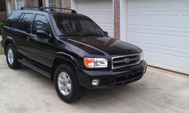 Nissan pathfinder 2000