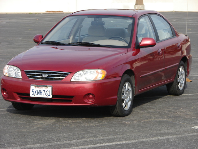 2003 kia spectra value