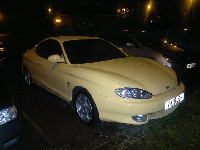 Hyundai coupe 2001