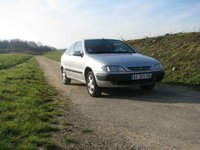 1999 Citroen Xsara Overview 1999 Citroen Xsara Overview