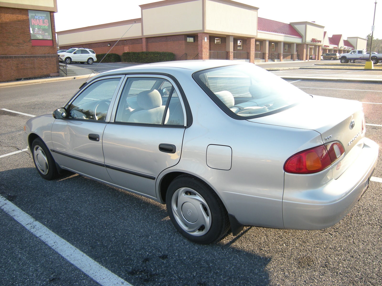 Тойота Королла 2000 года седан