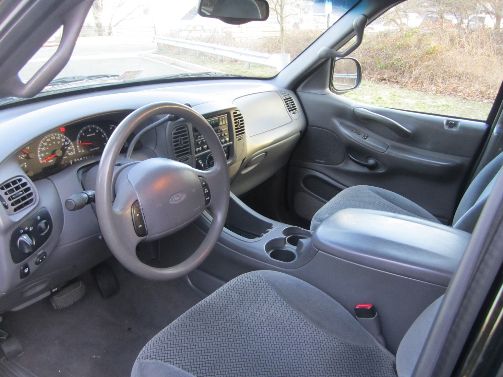 2000 Ford expedition interior dimensions #2