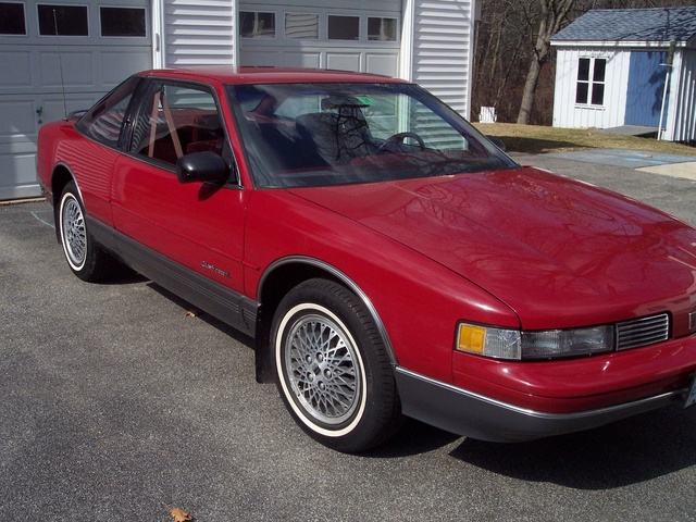 Oldsmobile Cutlass Supreme 1995