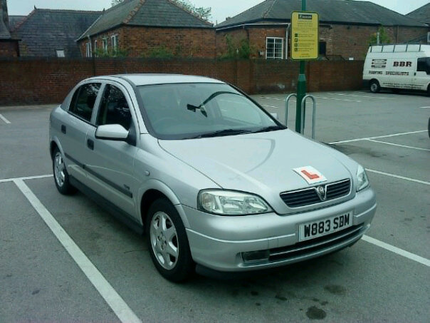 Vauxhall 2000