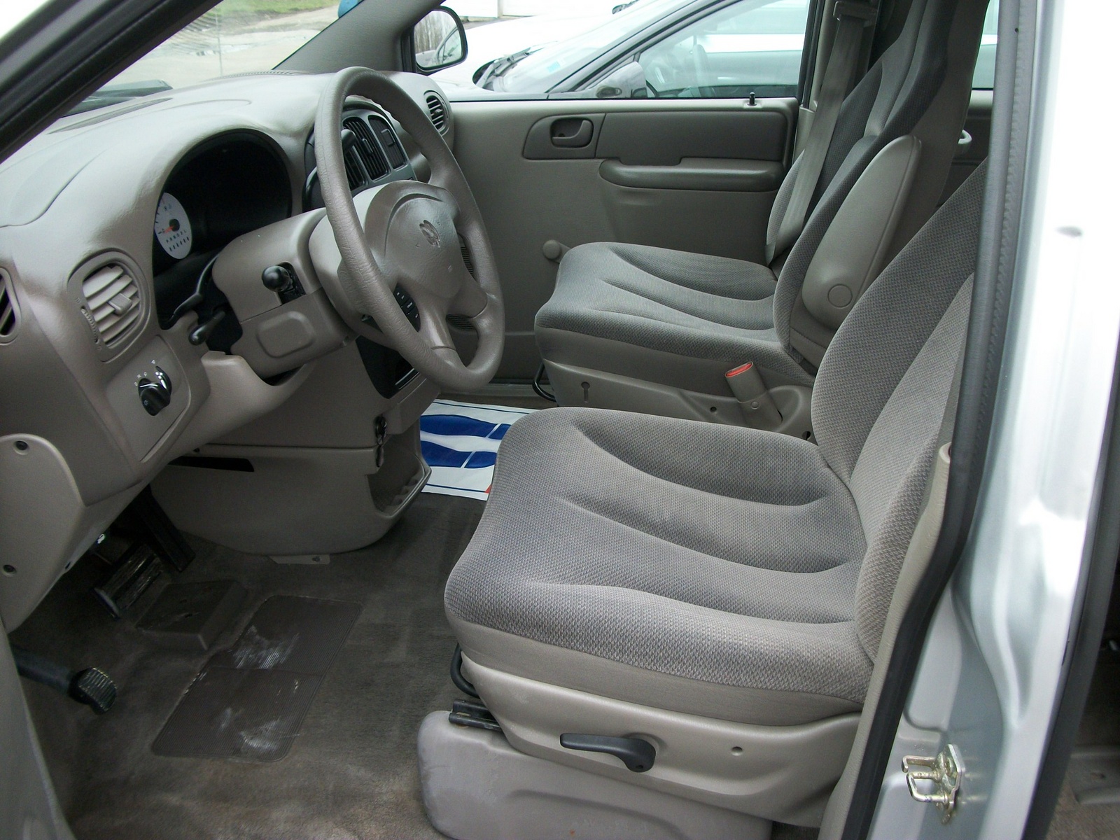 2003 Dodge Caravan - Interior Pictures - CarGurus